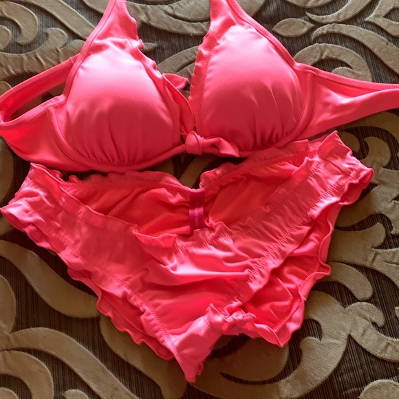 Victoria’s Secret - Picture 4 of 6